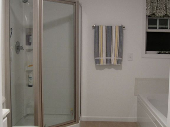 2nd floor bath