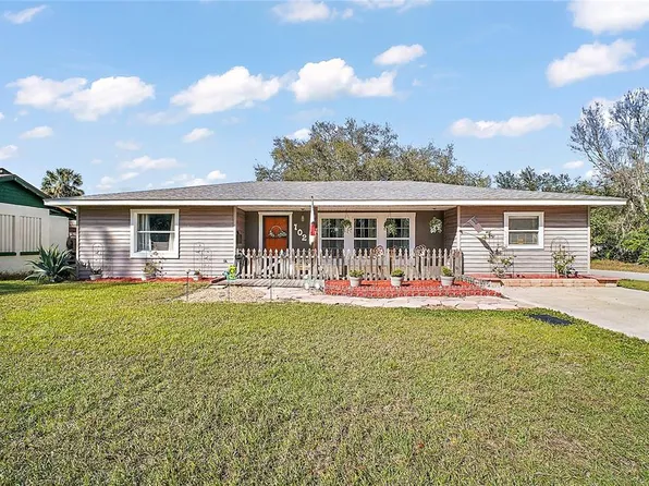 102 Palm Way, Tavares, FL 32778