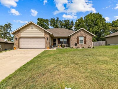 505 Bradford Pear, Clever, MO, 65631