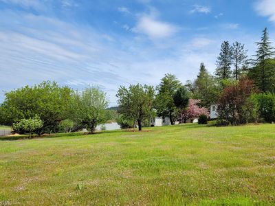 5280 N River Rd, Gold Hill, OR, 97525