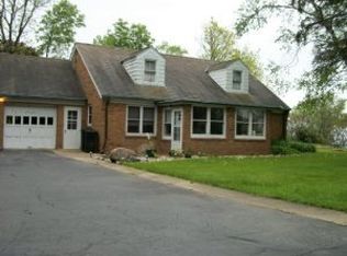 5205 Sheridan Rd, Mount Pleasant, WI 53403