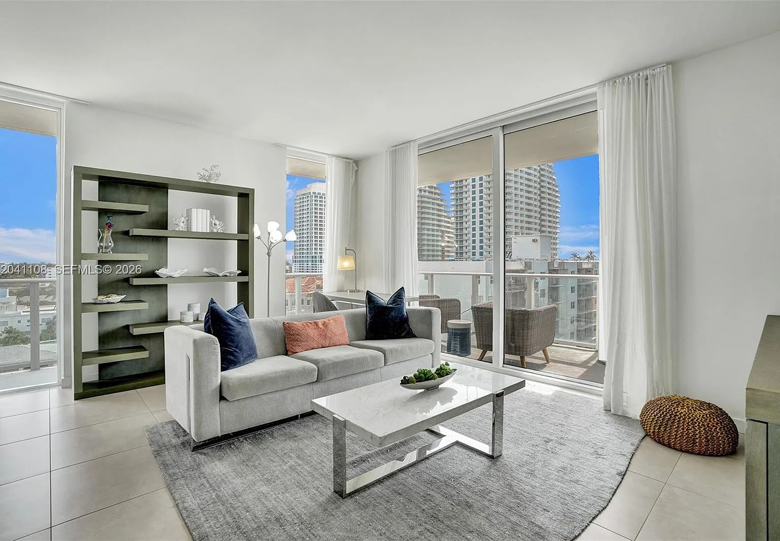 Tiffany House Condo — Photo 3