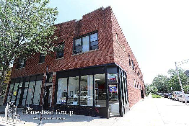 1st image of 3250 W Montrose Ave #1