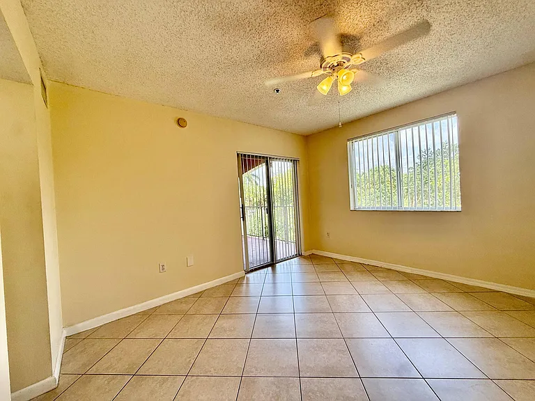 3840 Lyons Rd #305 — Photo 8