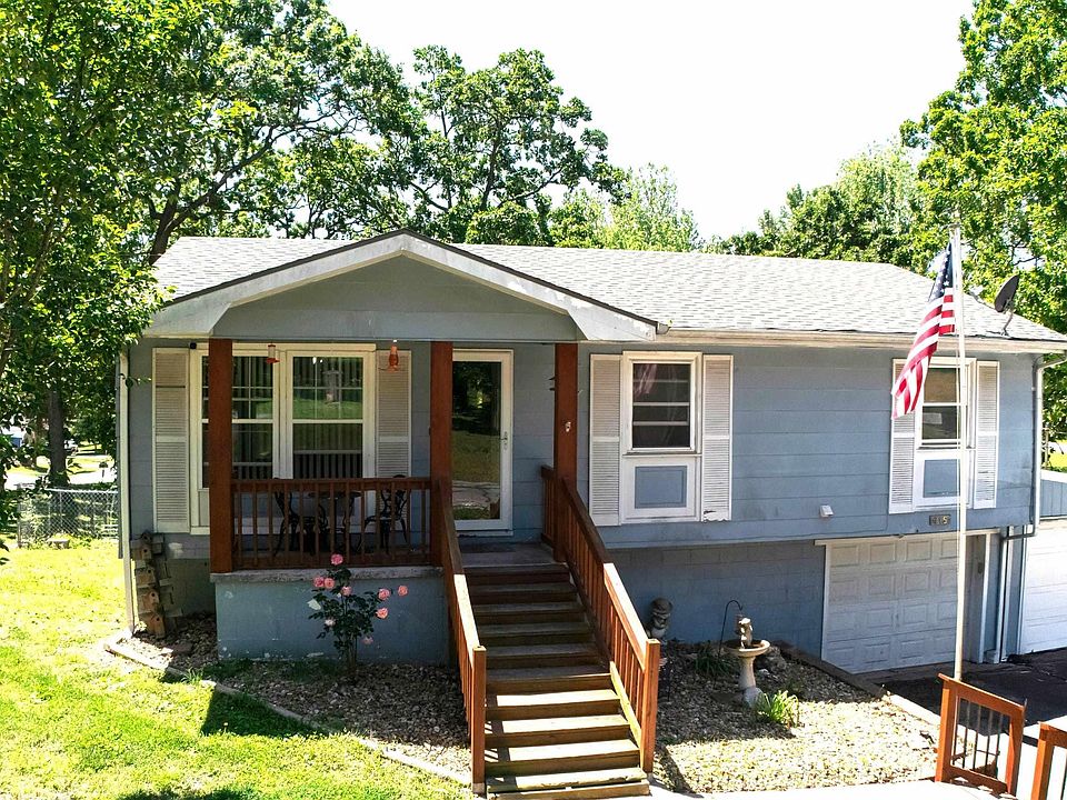 1st image of 715 Hickory Dr
