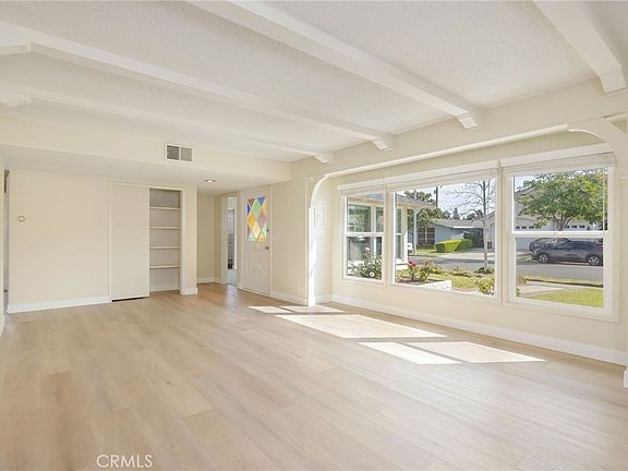 5th image of 11305 Loch Lomond Rd