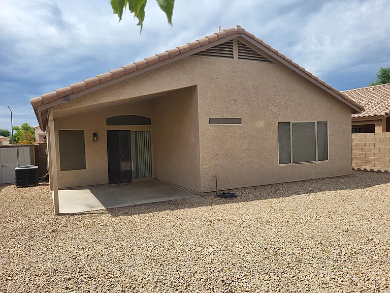 6914 W Phelps Rd — Photo 17