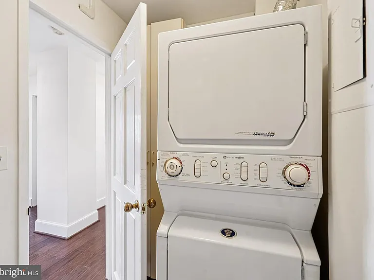 8101 Connecticut Ave S #307 — Photo 22