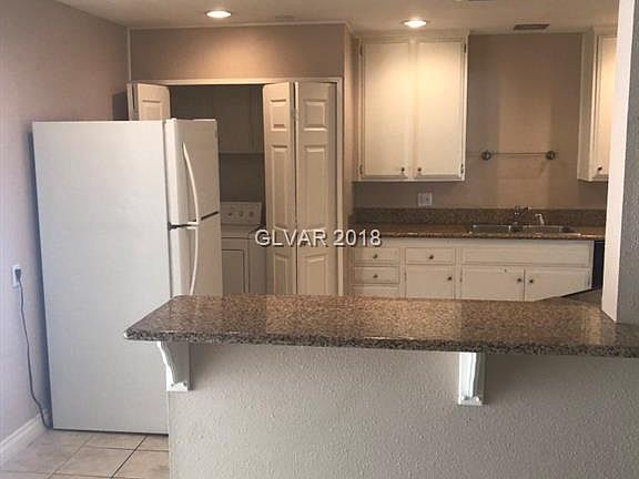 5th image of 3218 Westfield St