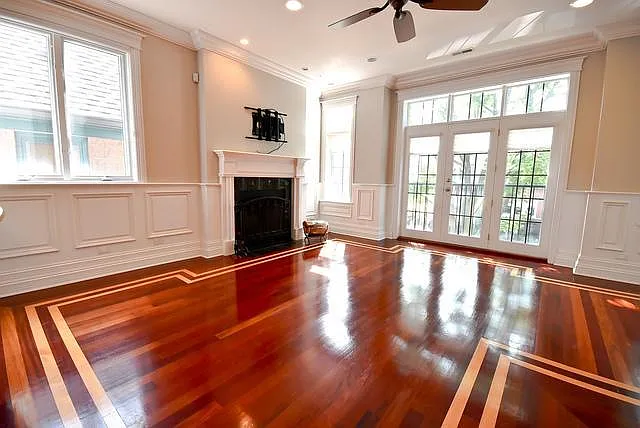 Building Photo - 2741 N Bosworth Ave #2