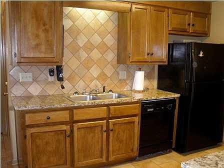 3rd image of 408 Countrywood Dr