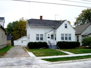 919 Velp Ave, Green Bay, WI 54303