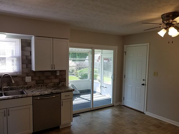 5th image of 6071 Cork County Dr