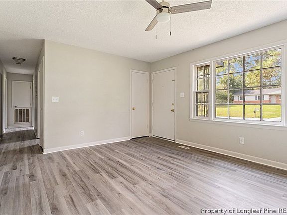 3rd image of 2619 Dumbarton Rd