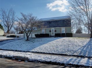 71 Saw Mill Dr, Wallingford, CT 06492