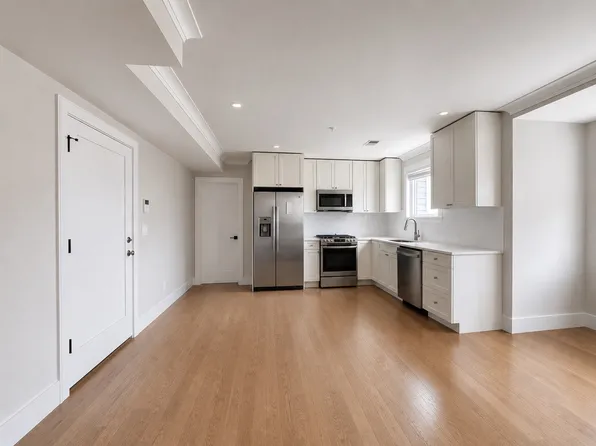 13 Greylock Rd #3, Allston, MA 02134