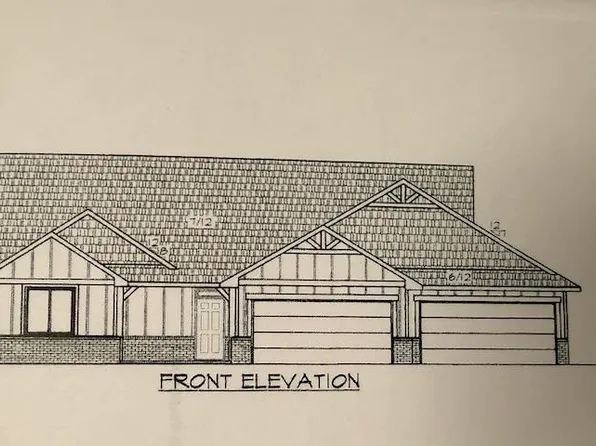 2709 S Clear Creek Cir, Wichita, KS 67230