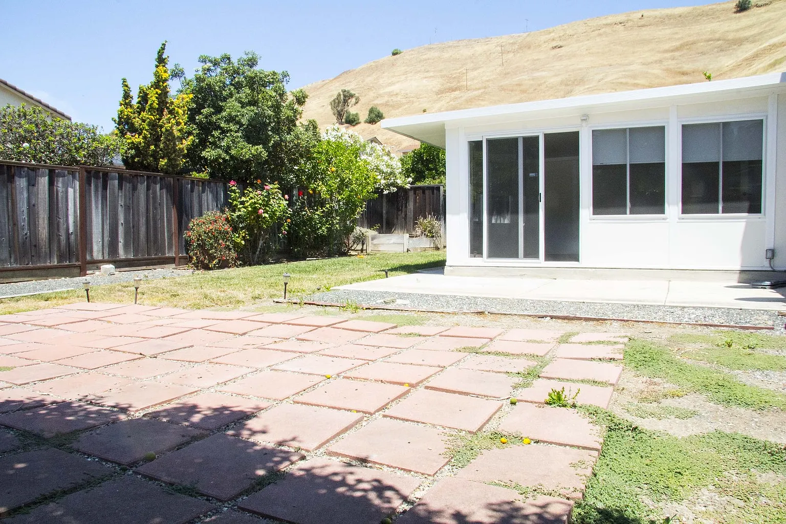 76 Barnes Ln photo 1