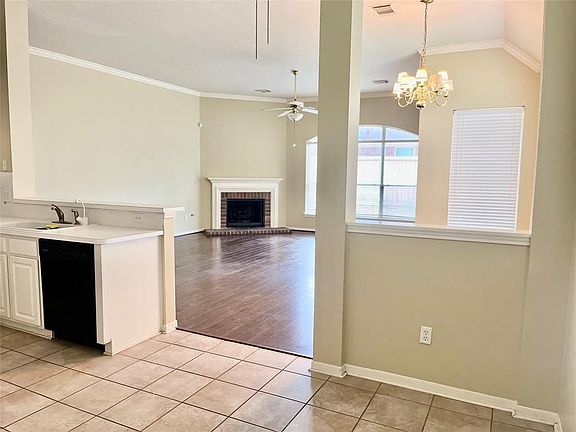 3rd image of 6023 Kelly Mill Ln