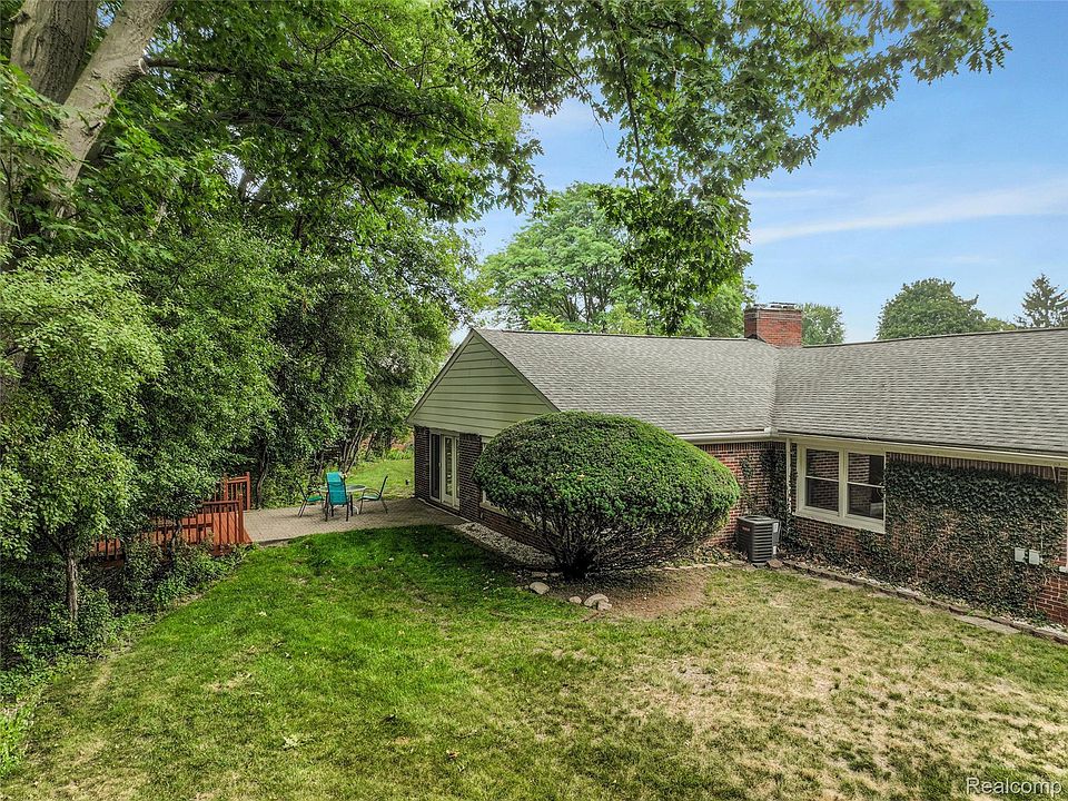 24800 N Cromwell Dr, photo 30