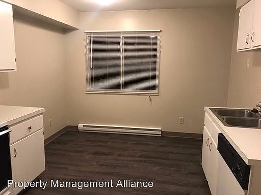 4th image of 4460 Milton Ave APT 17