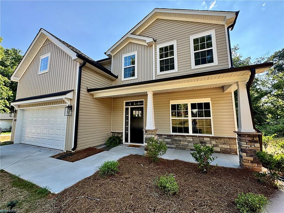 1st image of 228 Longwood Dr