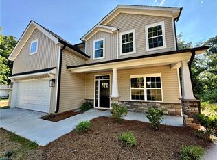 228 Longwood Dr, Winston Salem, NC 27104
