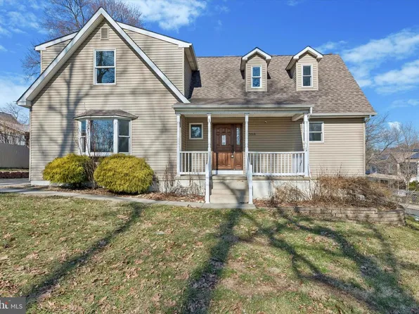 4358 Spruce Ave, Feasterville Trevose, PA 19053
