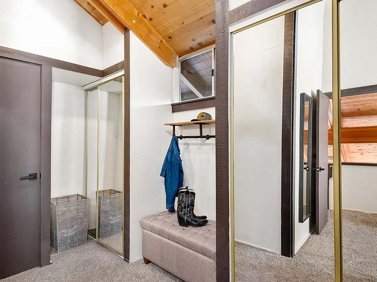 7639 Forest Glenn Dr — Photo 20