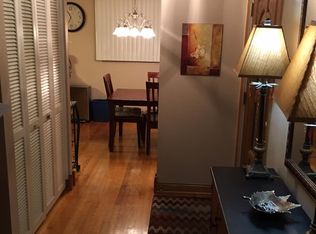 522 Glendale Rd, Glenview, IL 60025