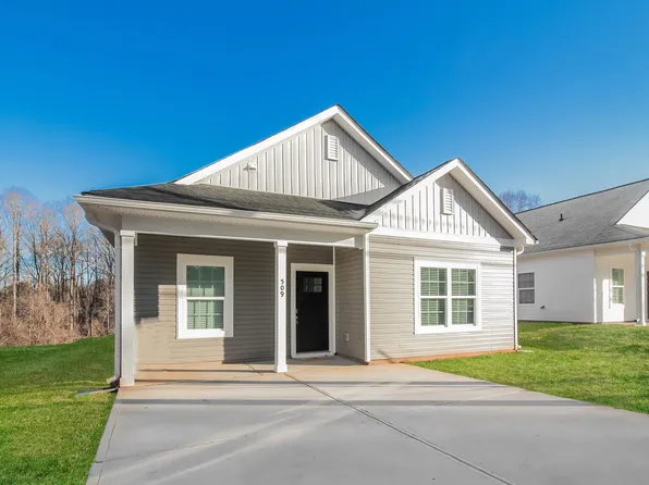 708 N 6th St, Bessemer City, NC 28016