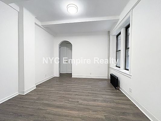 1st image of 325 W 77th St APT 1B