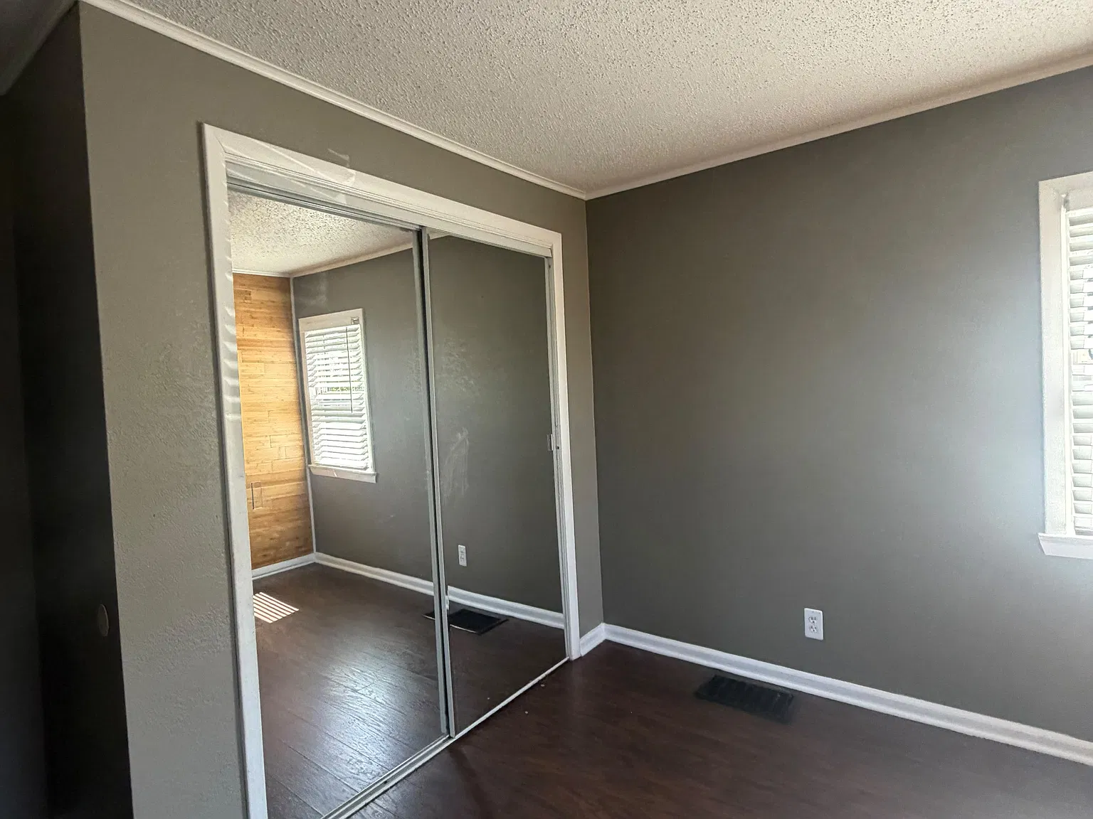 3 bed, 1599 sqft, $2,250 — Photo 1