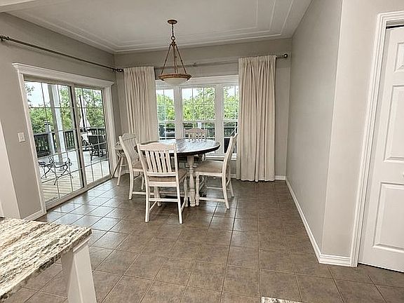 4th image of 12720 Foxwood Point