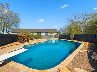 3873 Lois Rd E, Sanger, TX 76266