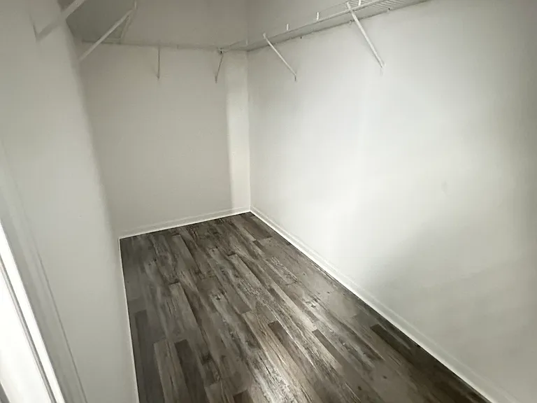 1108 Emma Ct — Photo 15