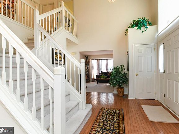 5th image of 5 Brookstone Dr
