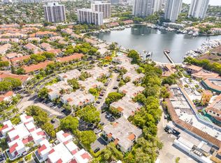 Mariner Village Garden Co, Aventura, FL 33180
