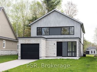 8 Baypoint Ct, Gravenhurst, ON P1P 0A2
