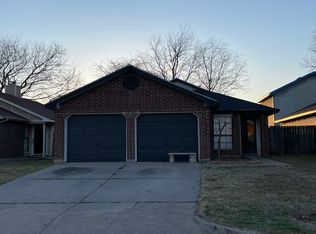 6812 Ashbury Dr, Fort Worth, TX 76133