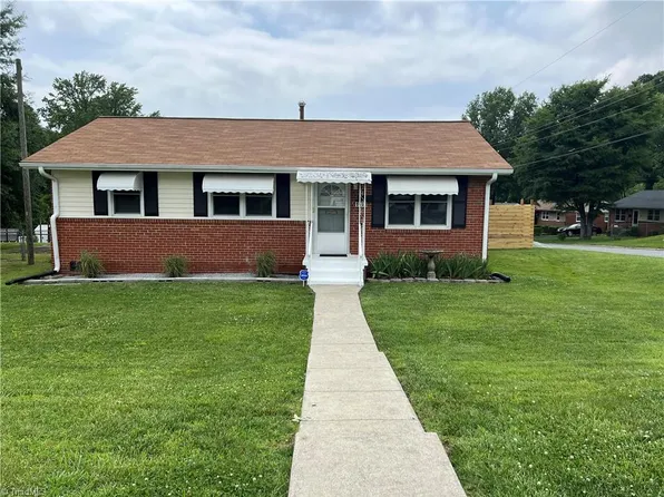 1610 Quincy St, Greensboro, NC 27401