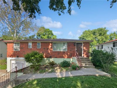 1724 Grand Ave, Leavenworth, KS, 66048