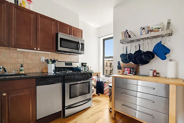 Rented by Corcoran | media 13