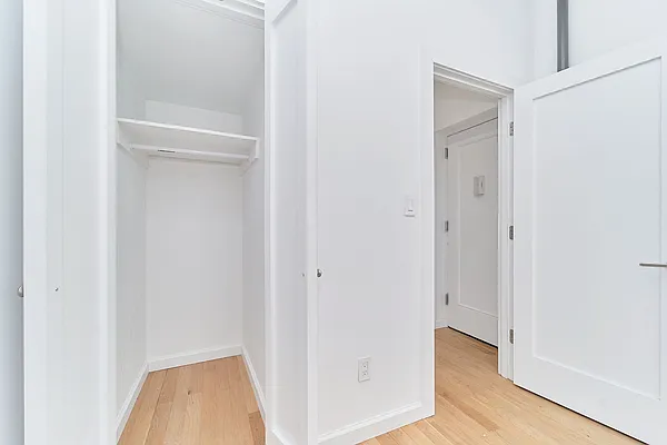 Rented by Living New York | media 10