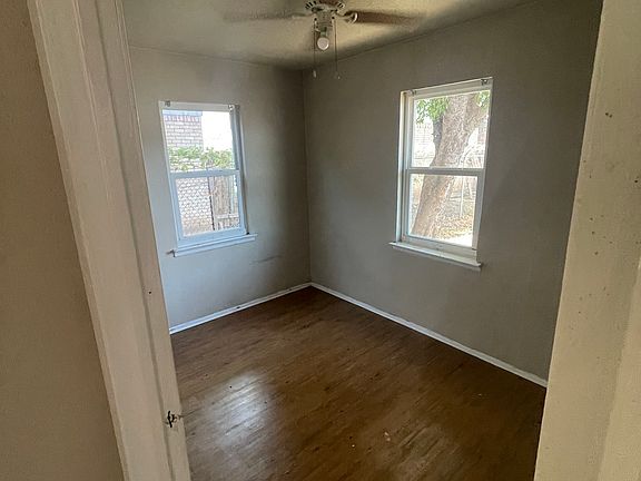 2nd image of 1407 Bundrant Dr APT 9