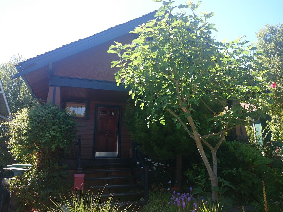 2nd image of 5833 6th Ave NW