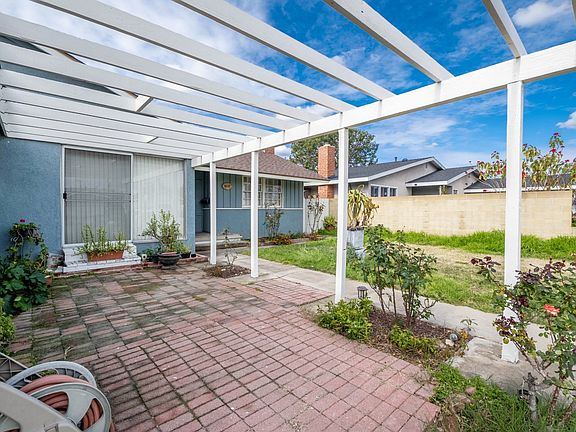 4th image of 8665 San Antonio Dr
