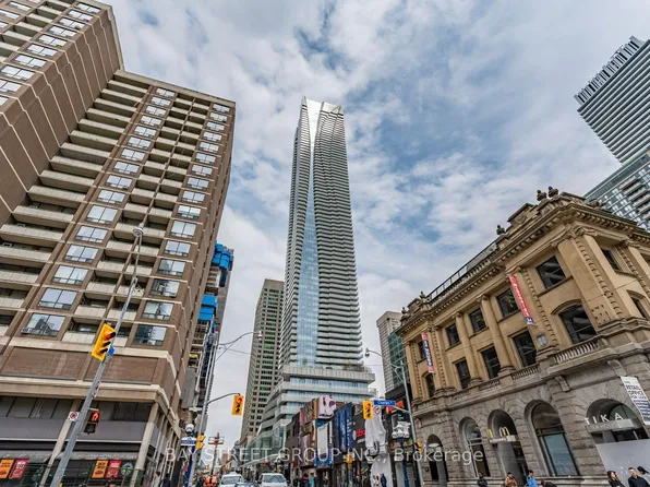 1 Bloor St E, Toronto, ON