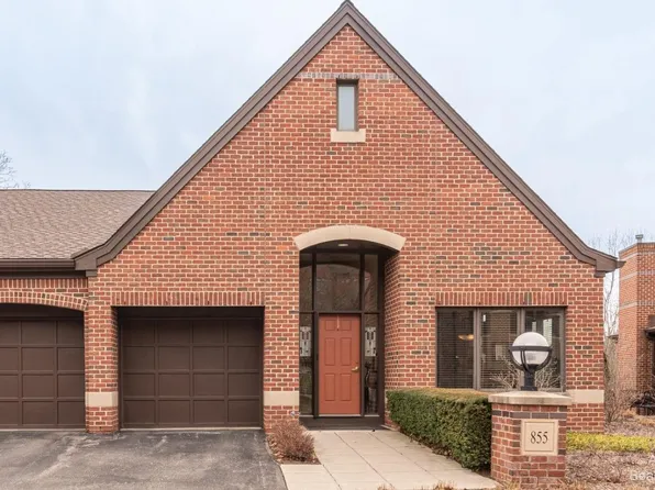855 Asa Gray Dr, Ann Arbor, MI 48105