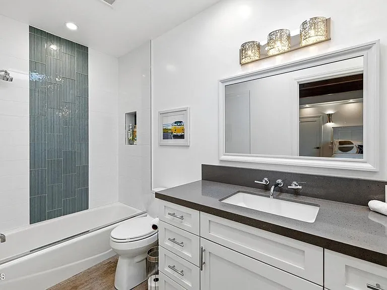 3373 Ocean Dr — Photo 48